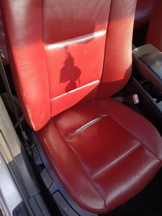 BMW E46 skóra skórzane fotele czerwone czerwona boczki kanapa fotel