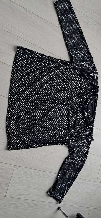 Bluzka na karnawal z cekinami 52