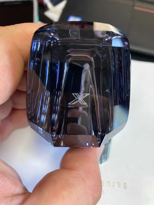 Хрусталь на ручку АКПП BMW логотип"X"MGU X5/X6/X7 G05G06G07 18-22год.