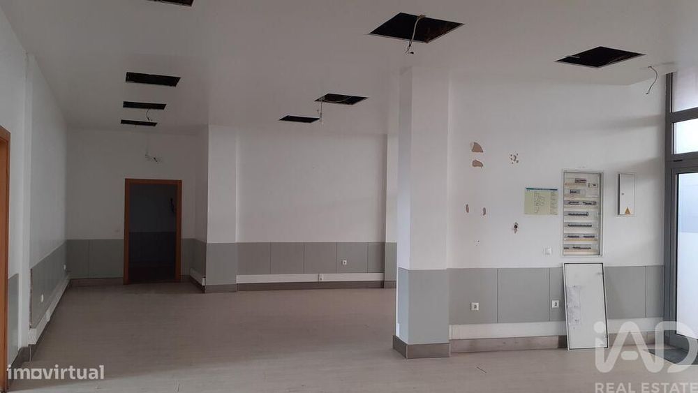 Loja / Estabelecimento Comercial em Glória E Vera Cruz de 265,00 m2