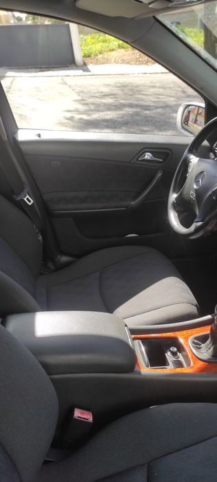 Mercedes Benz C220
