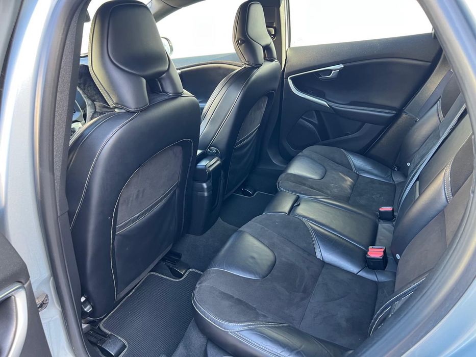 Volvo V40 1.6 D2 R-Design