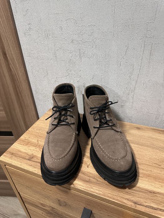 Черевики Estro, Ботінки