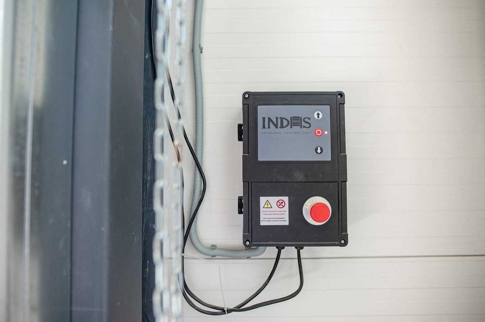 Продаж офісно-складського приміщення з земельною ділянкою у Львові