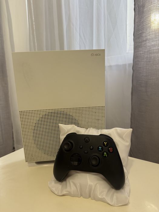 Xbox One S 500 GB