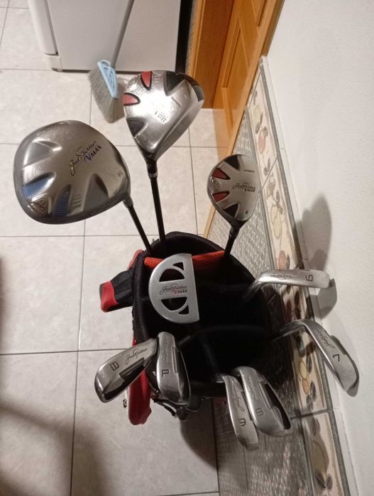 Tacos de golfe vermelhos