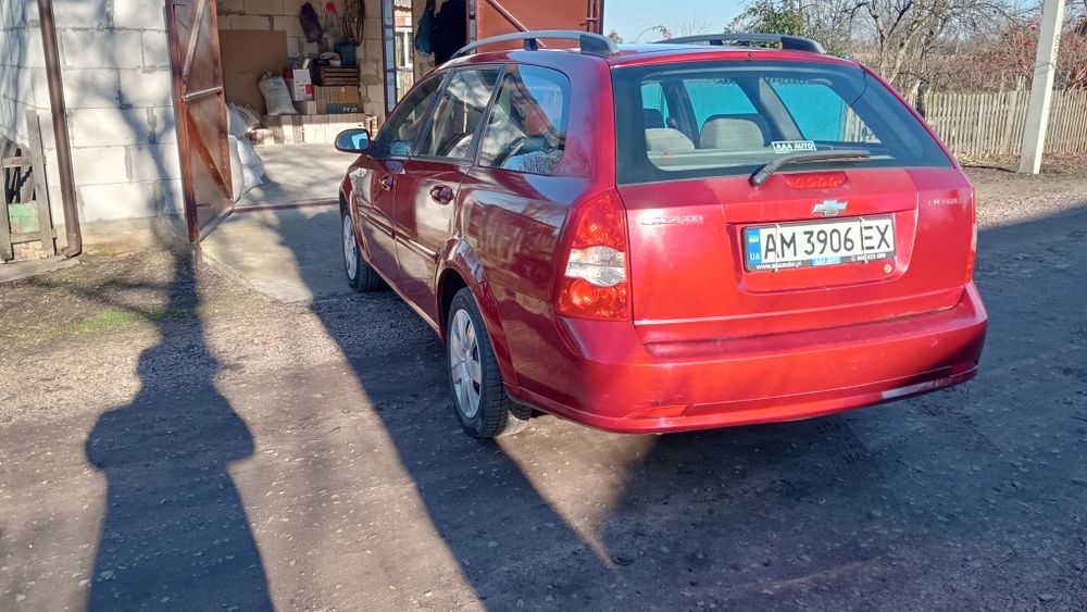 Продам авто шевролє лачеті