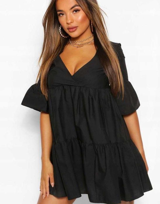 Czarna krótka sukienka Boohoo XXS 32