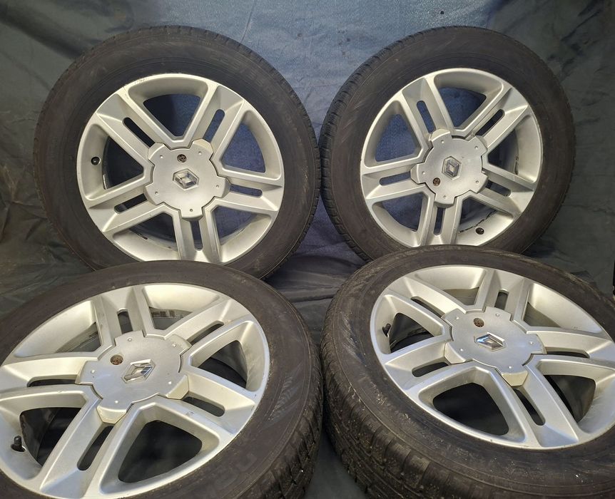 Felgi renault 7Jx17 5CH50 5x108 z oponami zimowymi