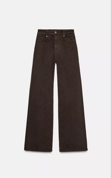 Джинси та светр Zara в наявності