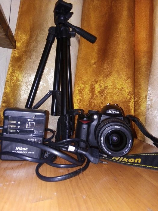 Фотоаппарат Nikon D5000