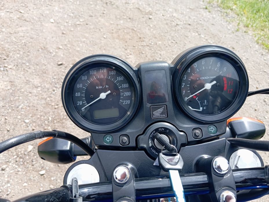 Продається свіжопригнана CBF 500