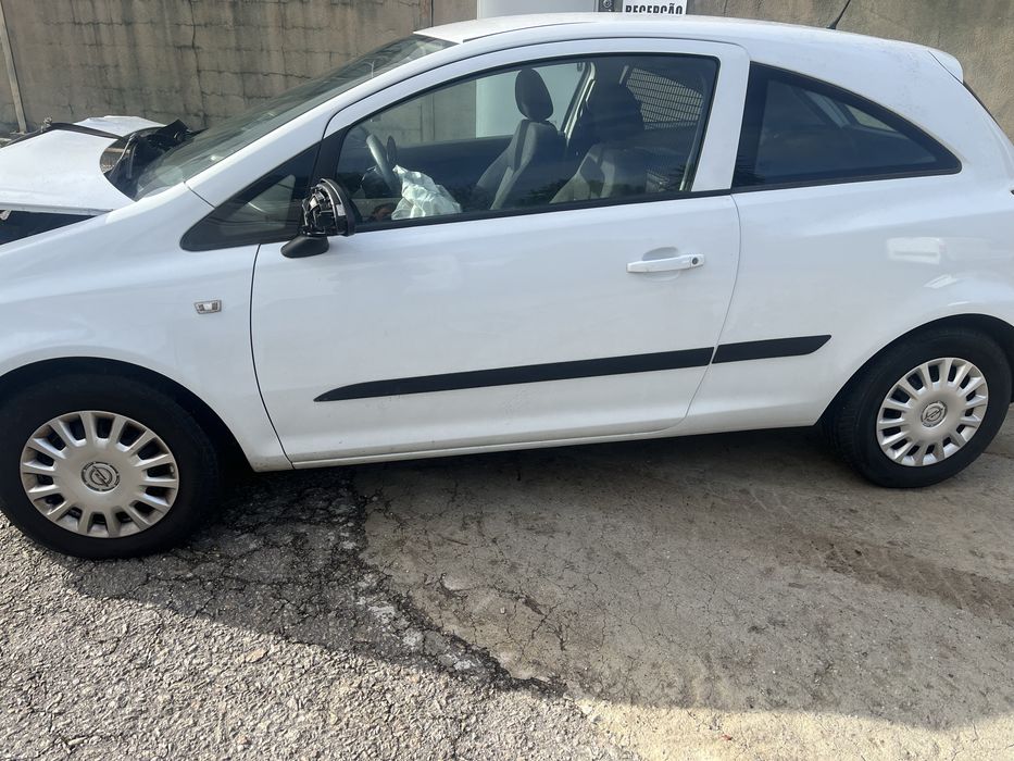 Opel corsa D 1.3 CDTI Ano 2008