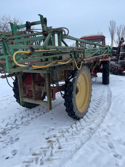 Оприскувач Оп 2000