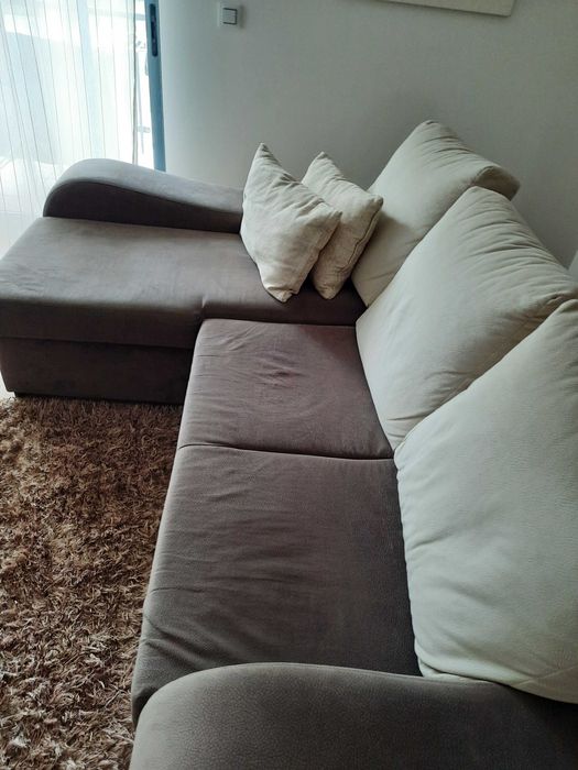 Sofá cama com chaise long