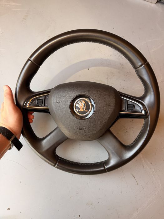 Кермо руль Skoda Laurin Klement