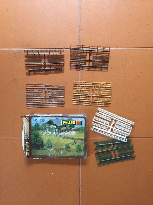 Espaços para Modelos Ferroviários H0 — Faller, Kibri, Lima Models