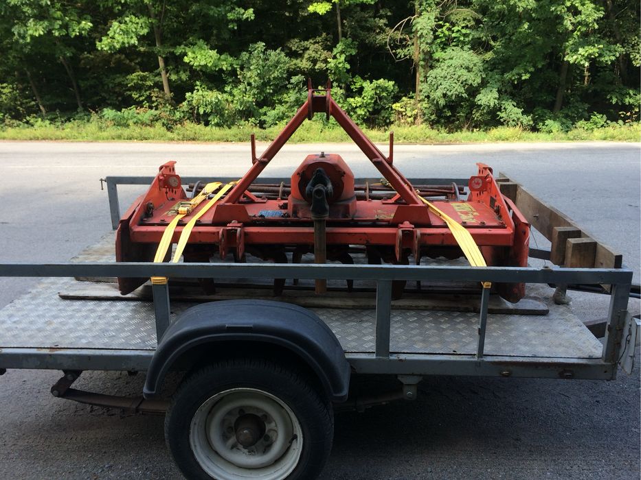 Продам вертикальну фрезу Kuhn HRB 152