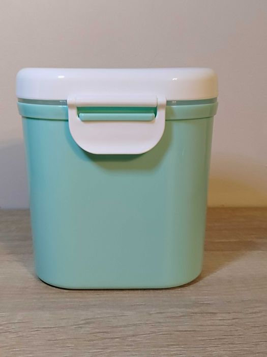 Pojemnik pudełko przenośne duże na mleko modyfikowane, przekąski 800ml