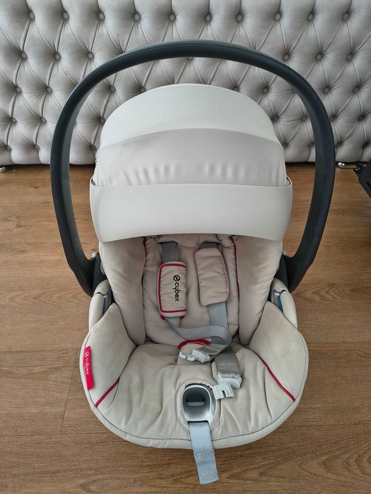 Cybex cloud Z i-size Ferrari + Base isofix Cybex
