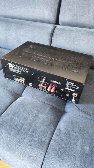 390Amplituner  YAMAHA HTR-2067 5.1 kino domowe