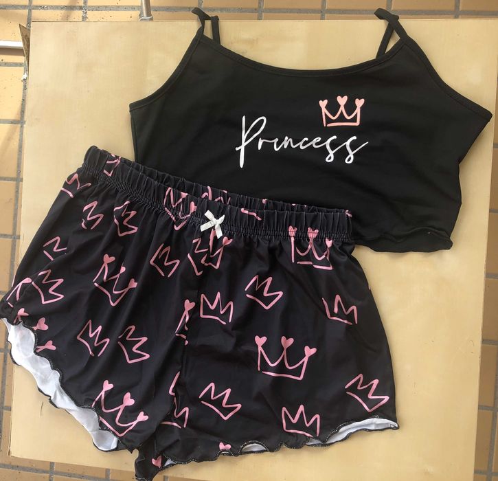 Conjunto de pijama novo 38