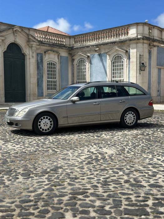 Mercedes-Benz E 220 ELEGANCE 7 LUGARES