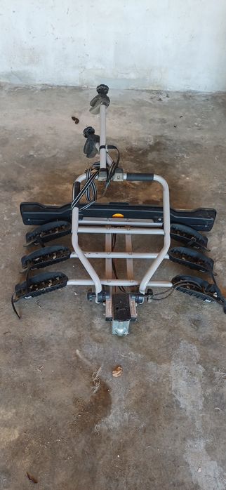 Suporte  para 3 Bicicleta bola reboque