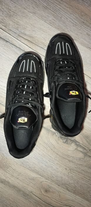 Sprzedam buty Nike TN