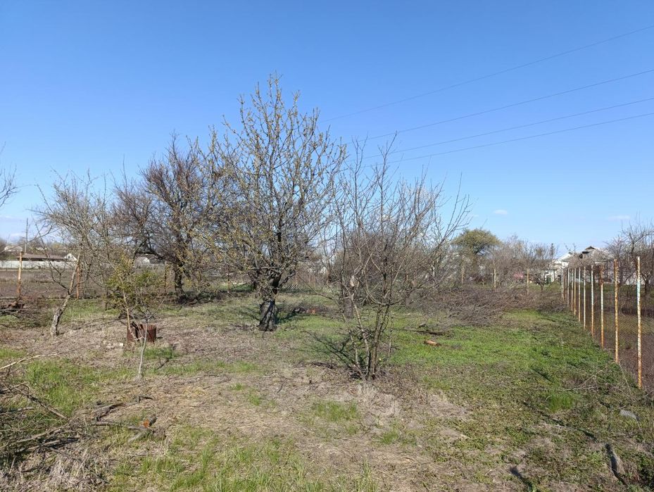 Продам участок + домик  Подгородное, Центральная улица