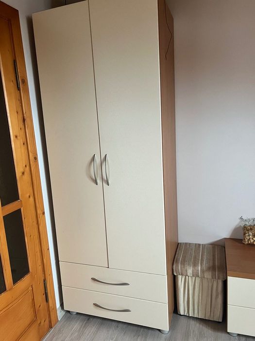 Шафа, диван , та тумбочки