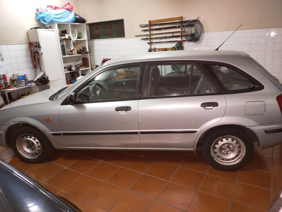 Vendo Mazda a gasolina