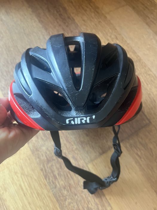 Capacete Giro com MIPS