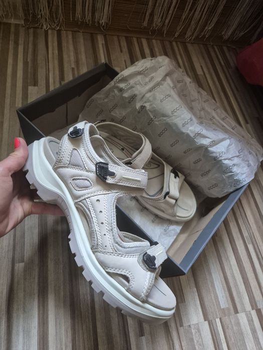 ecco sandały sportowe trekkingowe buty na lato 42