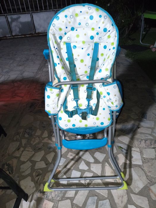 Cadeira alta de bebé