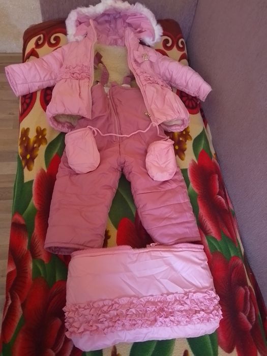 Зимові комбінзони для дівчинки