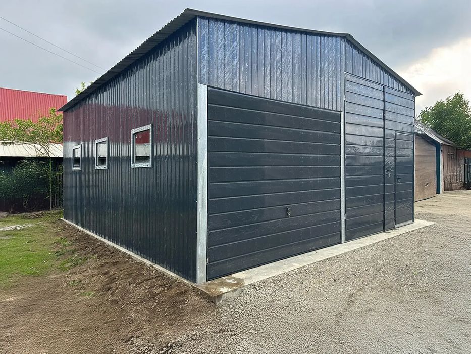 Hala 6x8 m - Dach dwuspadowy, Brama uchylna, Grafit