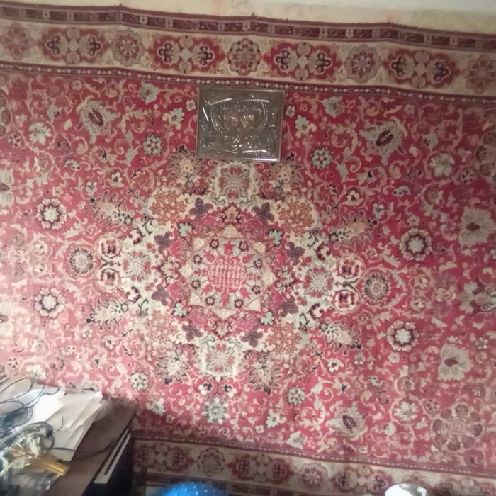 Продам ковер недорого