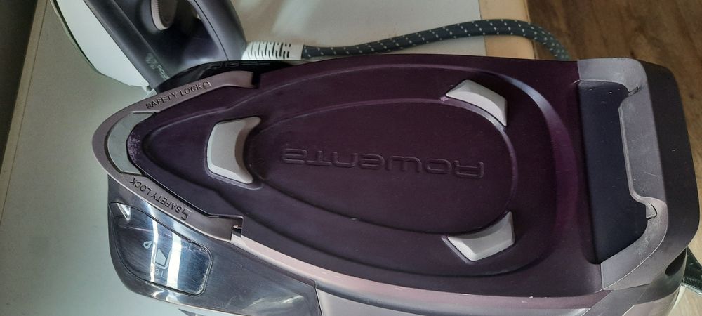 Ferro de engomar a vapor Rowenta