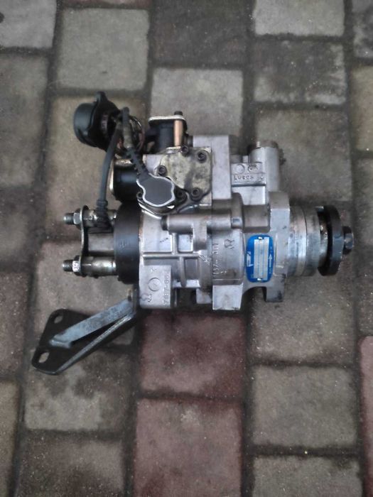 Паливний  насос Lucas (тнвд)  Ford Transit 2.5