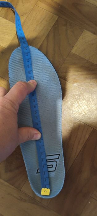 Кросівки жіночі ASICS, 38/24 см
