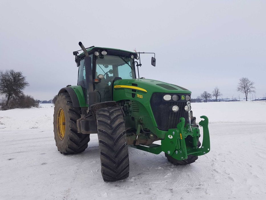 Фронтальна навіска на трактор NEW HOLLAND T8.410, Т8.435, Т8.390