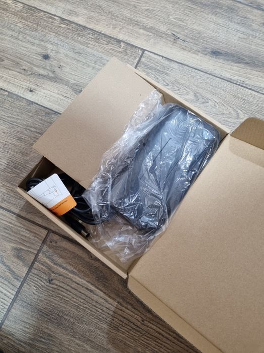 Продам зарядну станцію BLUETTI PowerOak EB55 700W. Куплена рік тому.