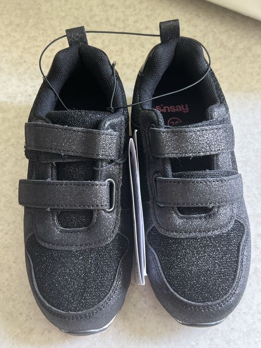 Нові кросівки 30 р.