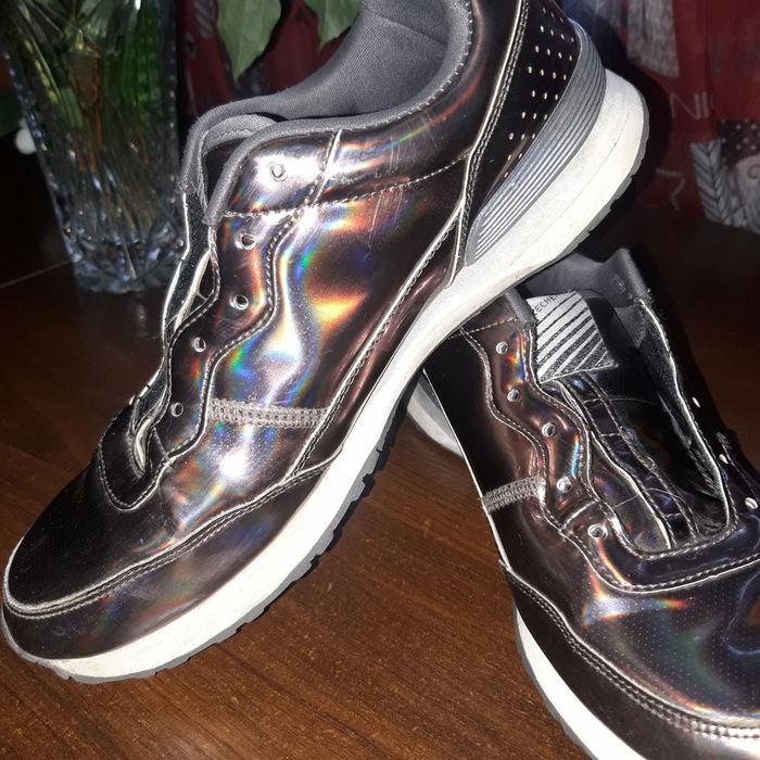 оригинал SKECNERS