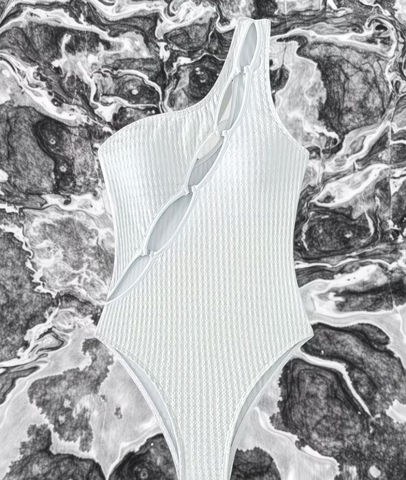 Купальник жіночий білий суцільний