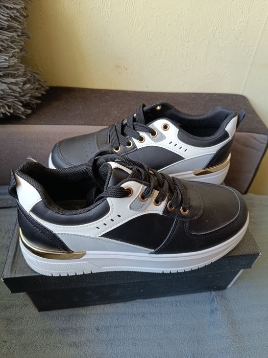 Nowe buty damskie