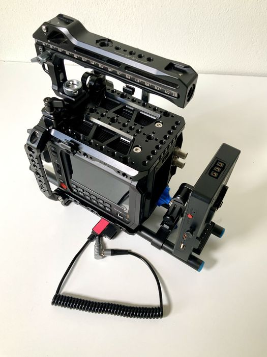 BLACKMAGIC PYXIS 6K EF — Kit Cinema Completo