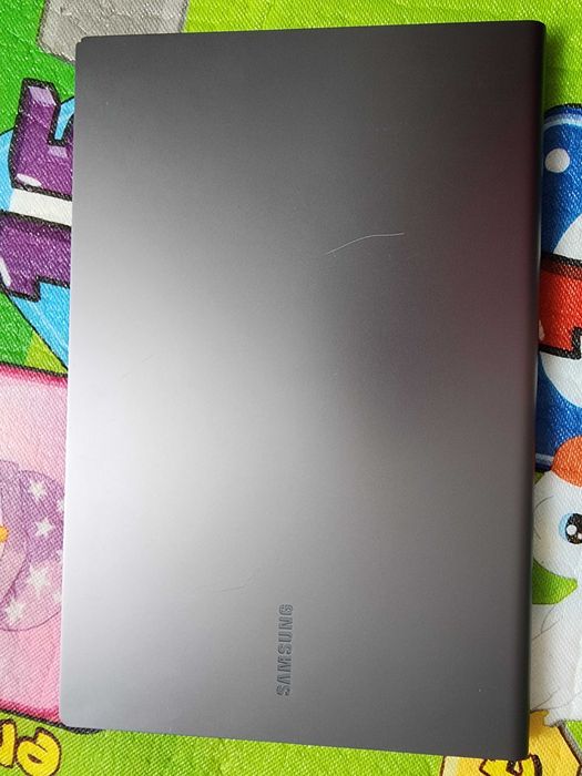 Samsung Galaxy Book S SM-W767V Snapdragon 8CX / 8GB SSD 256GB / LTE /