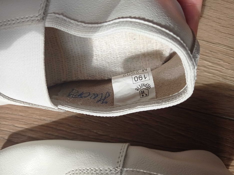 Чешки шкіряні, кожание устілка 19 см